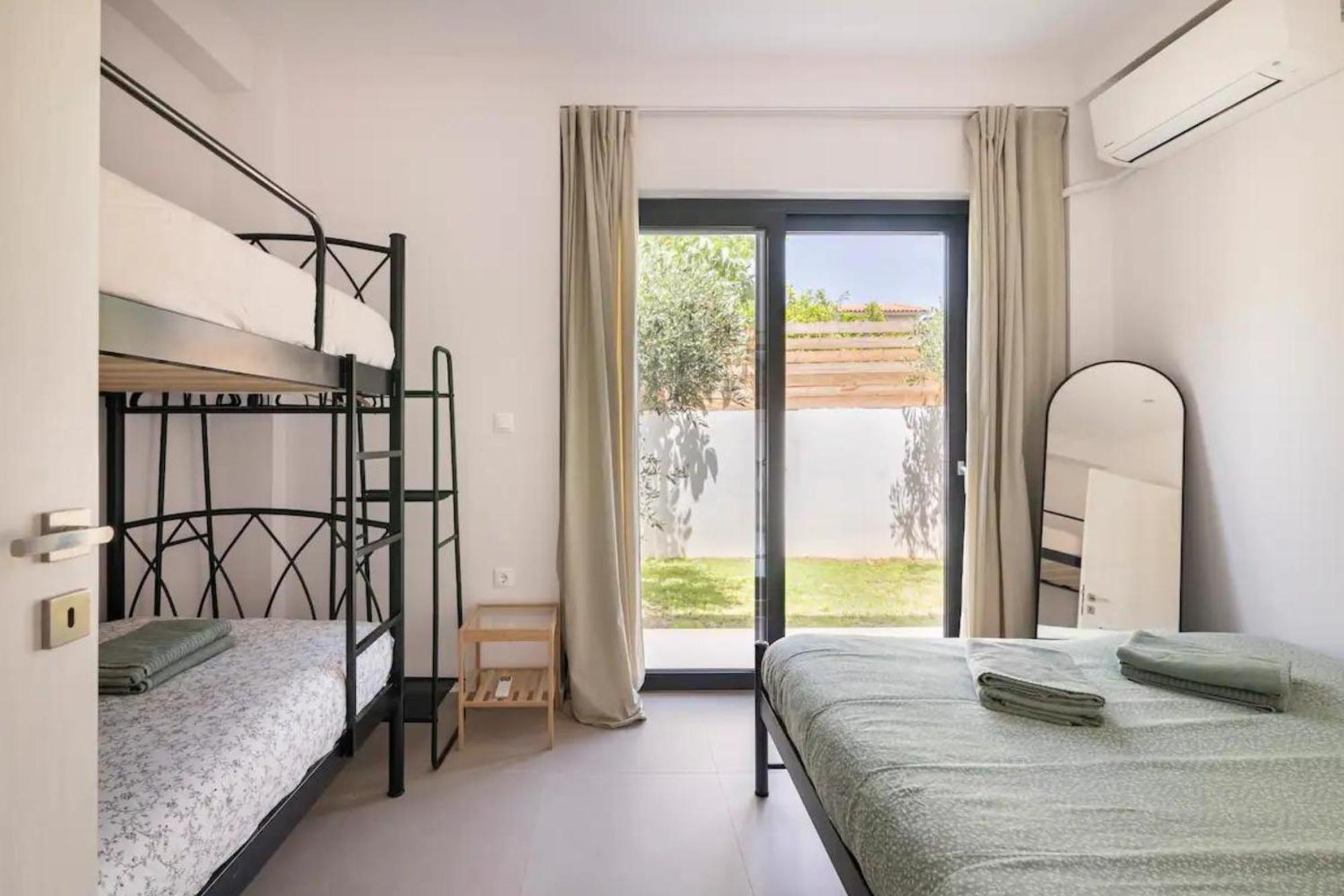 Villa Kala Loutraki - Private Pool & Sauna I Beach Buitenkant foto